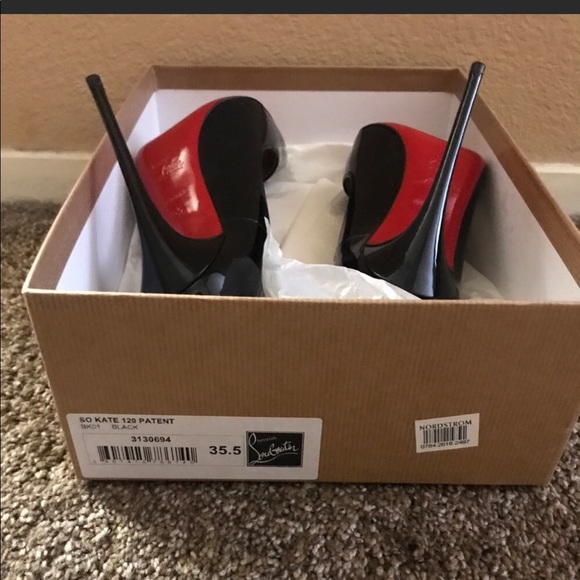 Christian Louboutin “So Kate” Black heels - Picture 3 of 6